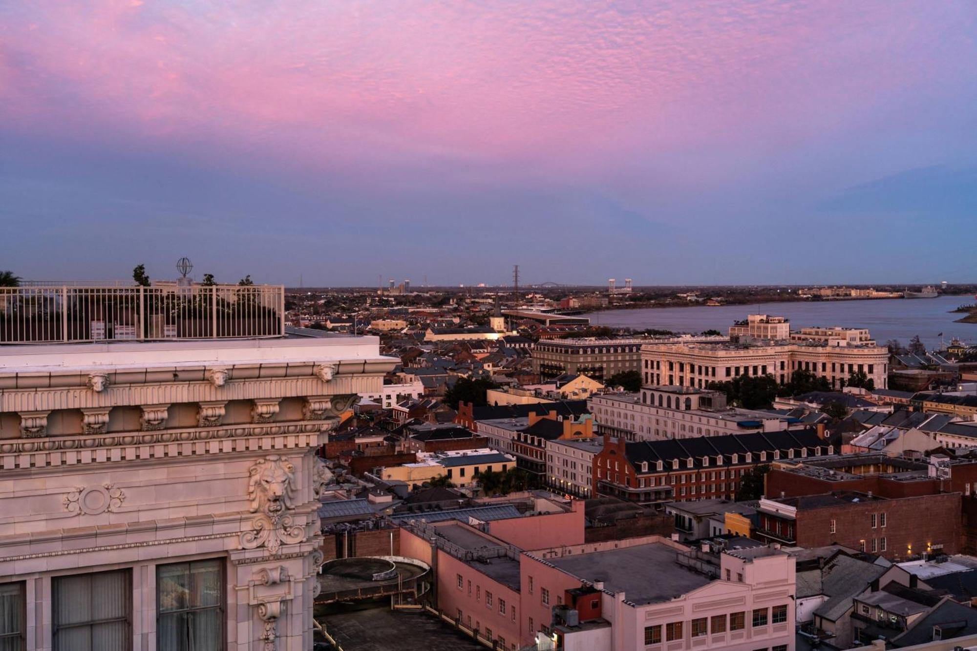 The Ritz-Carlton, New Orleans Hotel Exterior photo